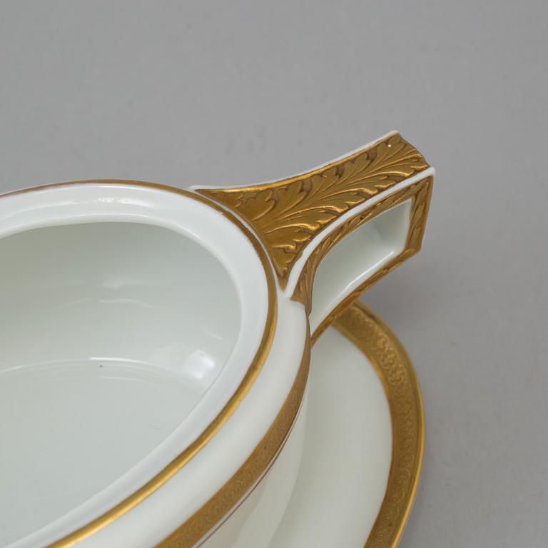 A Rosenthal white and gold art deco porcelain dinner service, 106 parts.