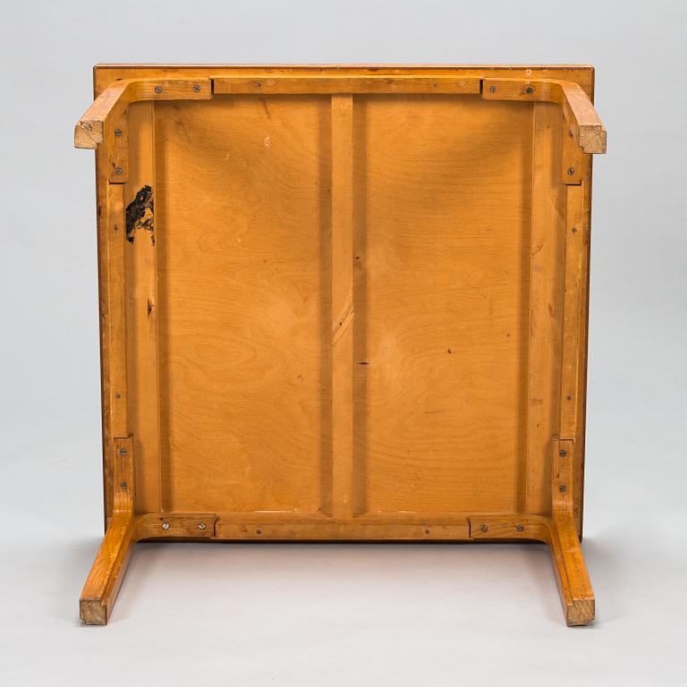 Alvar Aalto, a mid-20th-century coffee table for O.Y. Huonekalu- ja Rakennustyötehdas A.B.