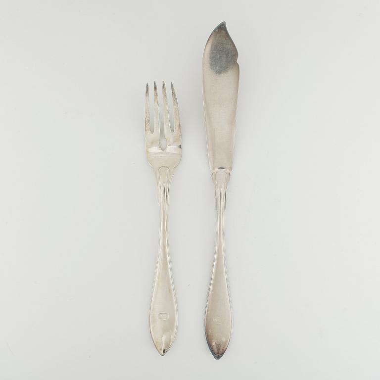 FISKBESTICK, nysilver, 28 st, 1900-talets första hälft.