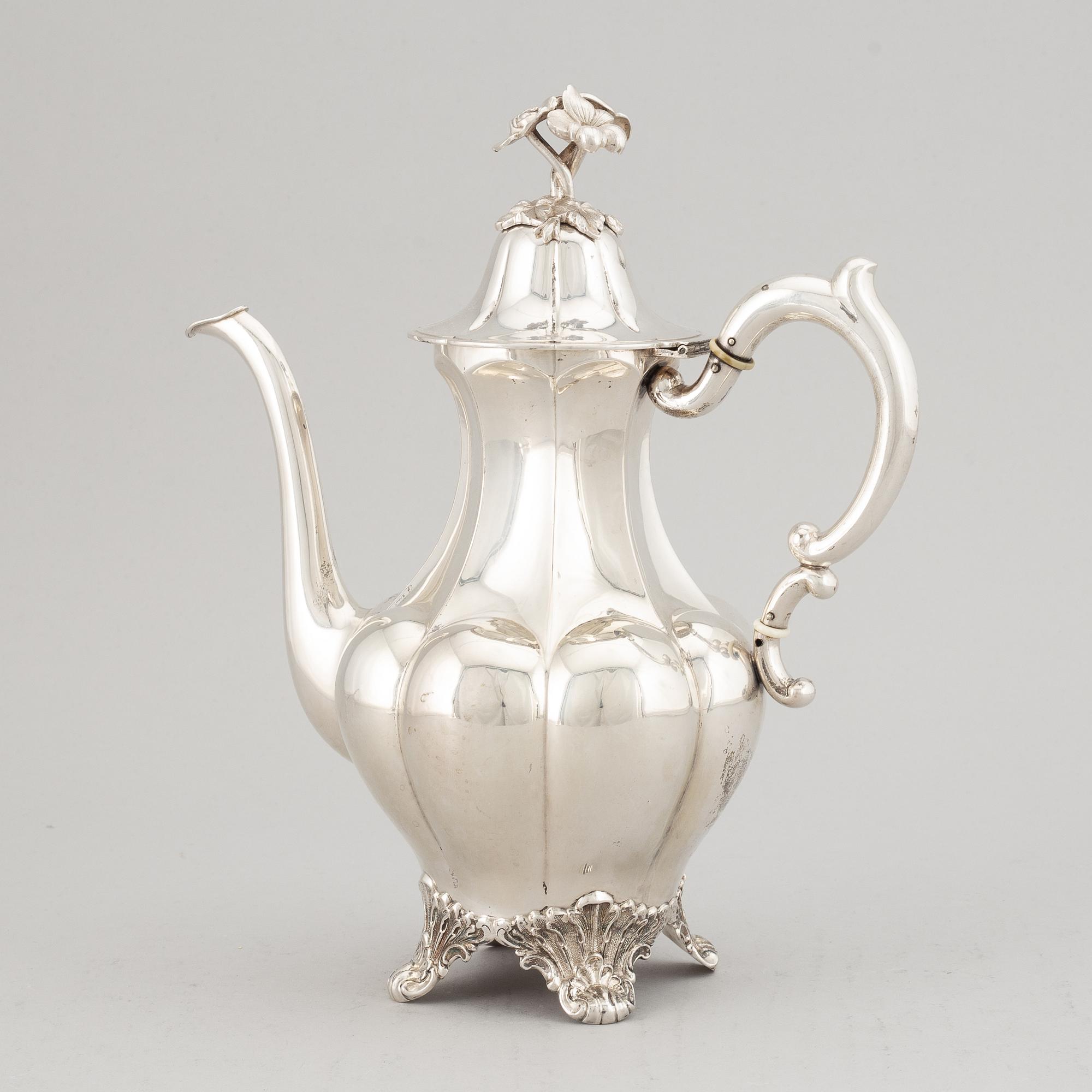 A Swedish 20th century silver coffee-pot, mark of A.G. Dufva, Stockholm 1922.