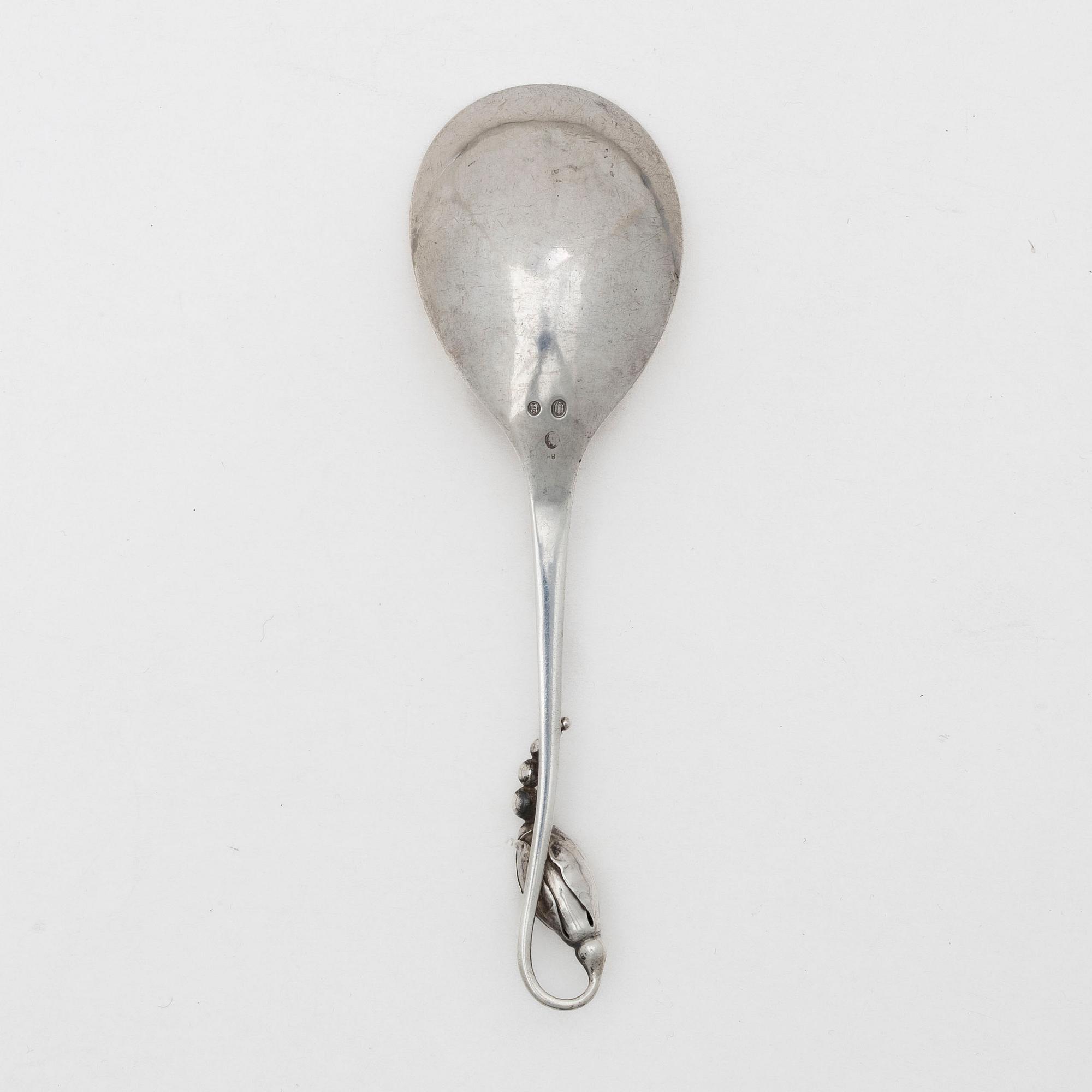 Georg Jensen, serveringssked, silver, "Magnolia / Blossom", Danmark 1927.