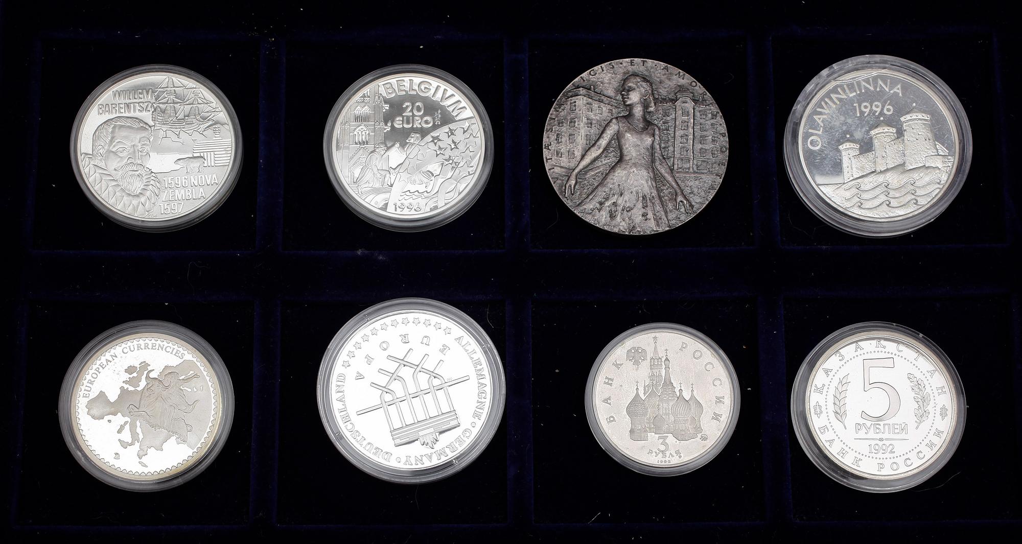 SILVERMYNT, 19 st, bla MVG, Stockholm 1900-tal. Totalvikt (med etuier) 753 g.