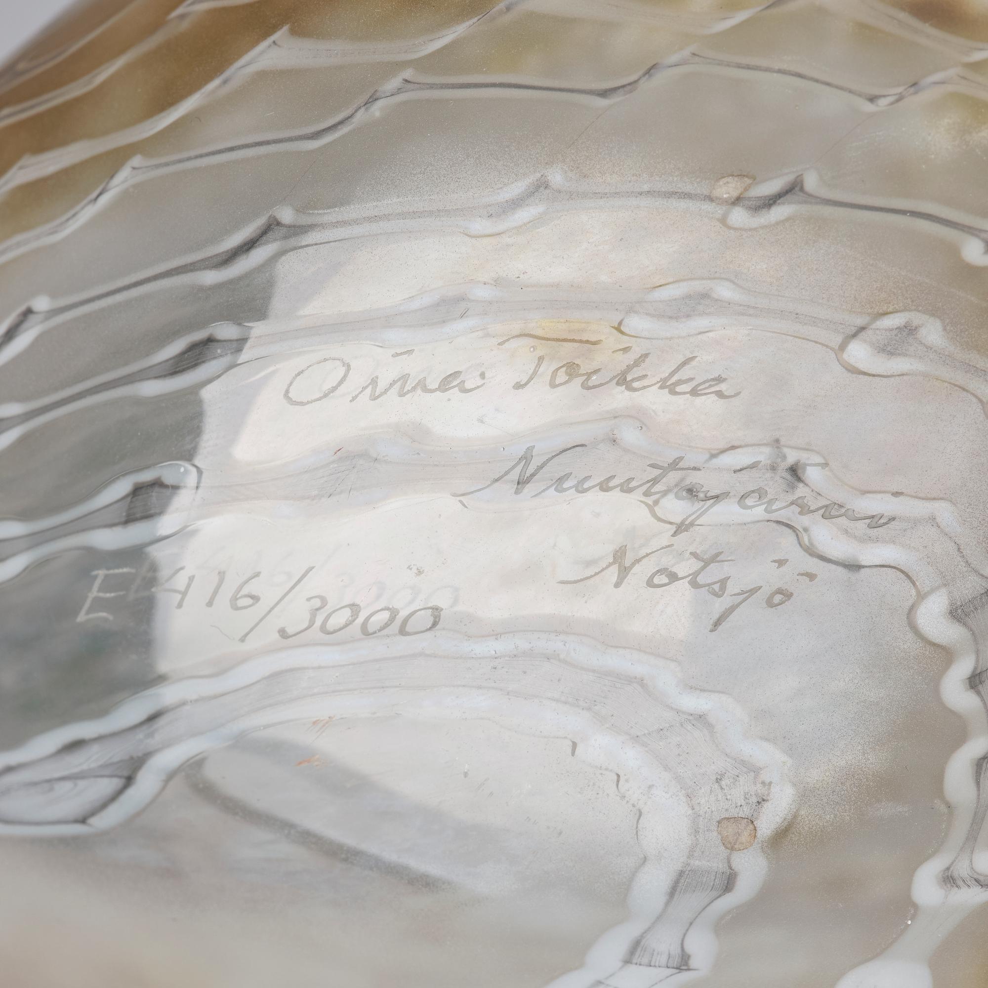 Oiva Toikka, a bird, 'Labbe', Nuutajärvi Notsjö, Finland.