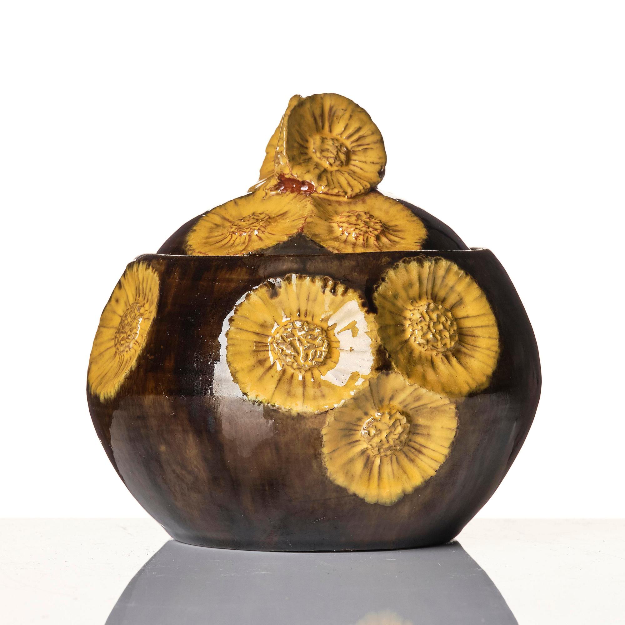 Hilma Persson-Hjelm, a glazed earthenware art nouveau lidded bonbonnière, executed in her studio, Arvika, 1919, Art Nouveau. No. 6540.