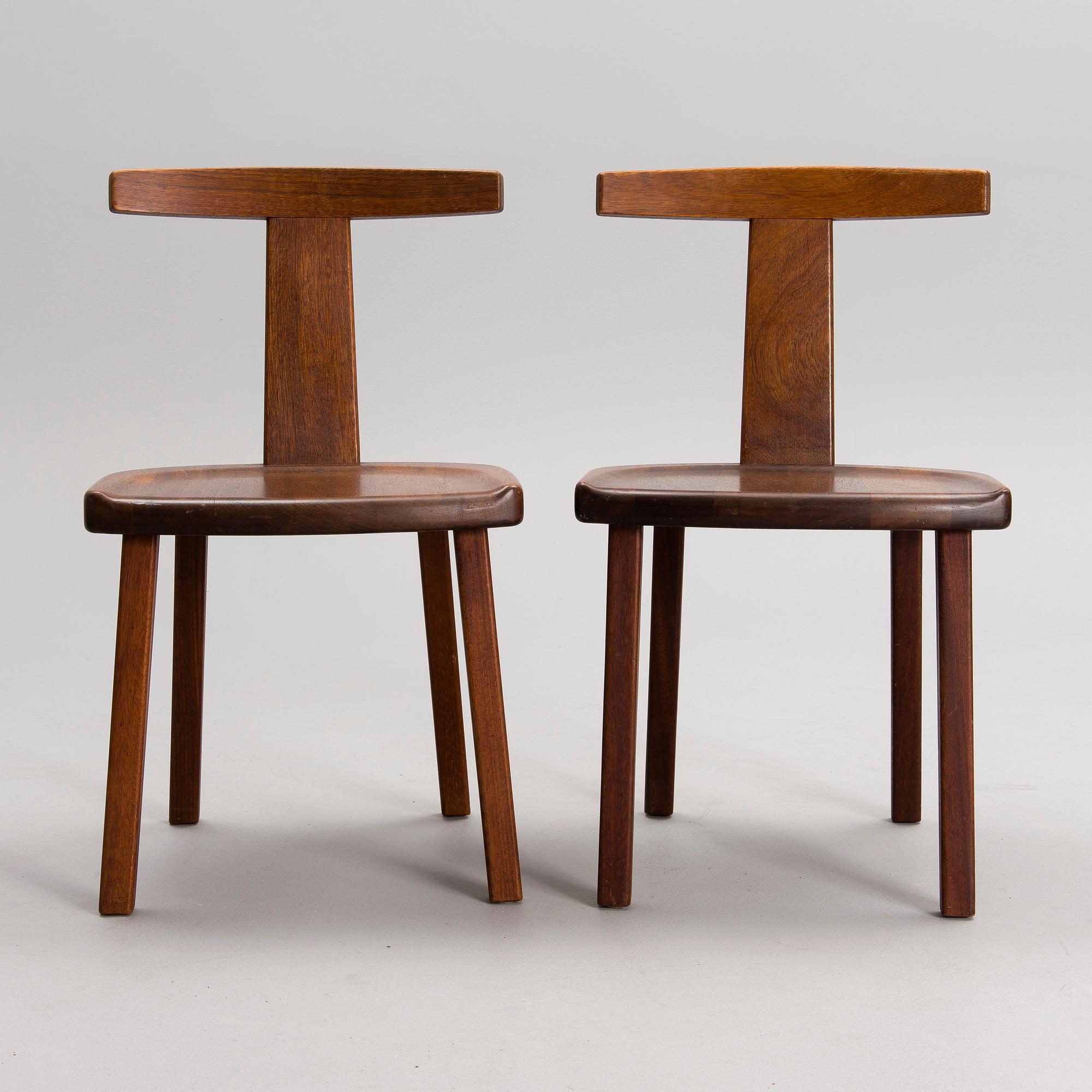 OLAVI HÄNNINEN, THREE CHAIRS. "T-chair" for Huonekalu Mikko Nupponen Oy, 1950s.