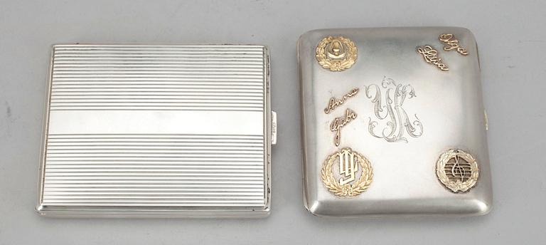 CIGARETTETUIER, 2 st, silver, 1900-tal.