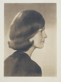 Gunnel Wåhlstrand, "Mother profile".