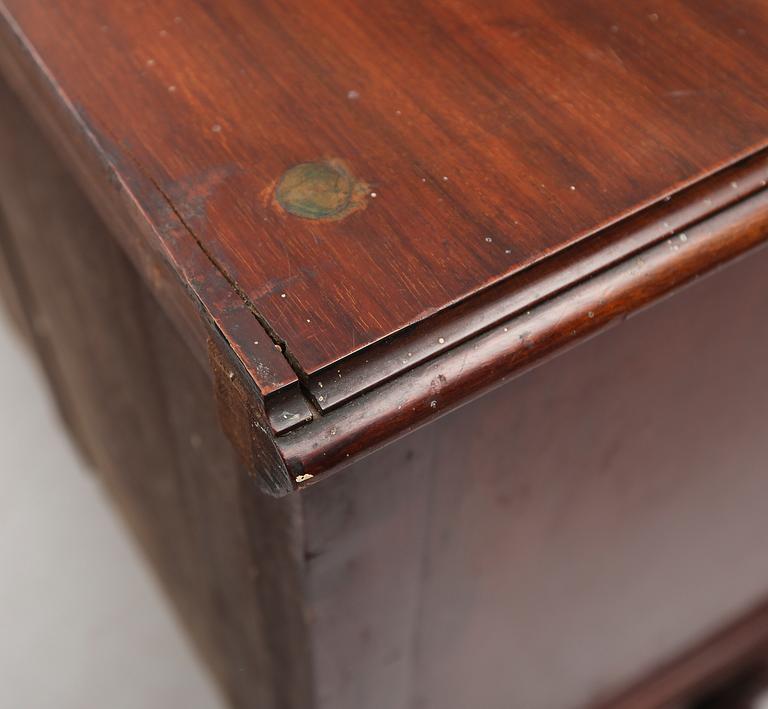 SIDEBOARD, England, 1900-talets första hälft.