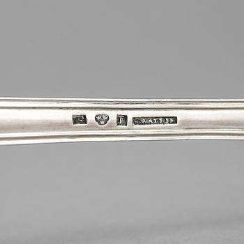 RAGUSKED SAMT 6 MATGAFFLAR, silver, modell Engelsk snäck, mest Gustaf Graumann, Falun. 1800-tal. Tot ca 529 gram.