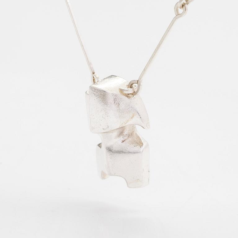 Björn Weckström, halsband, "Zombi", sterlingsilver, Lapponia 1974.