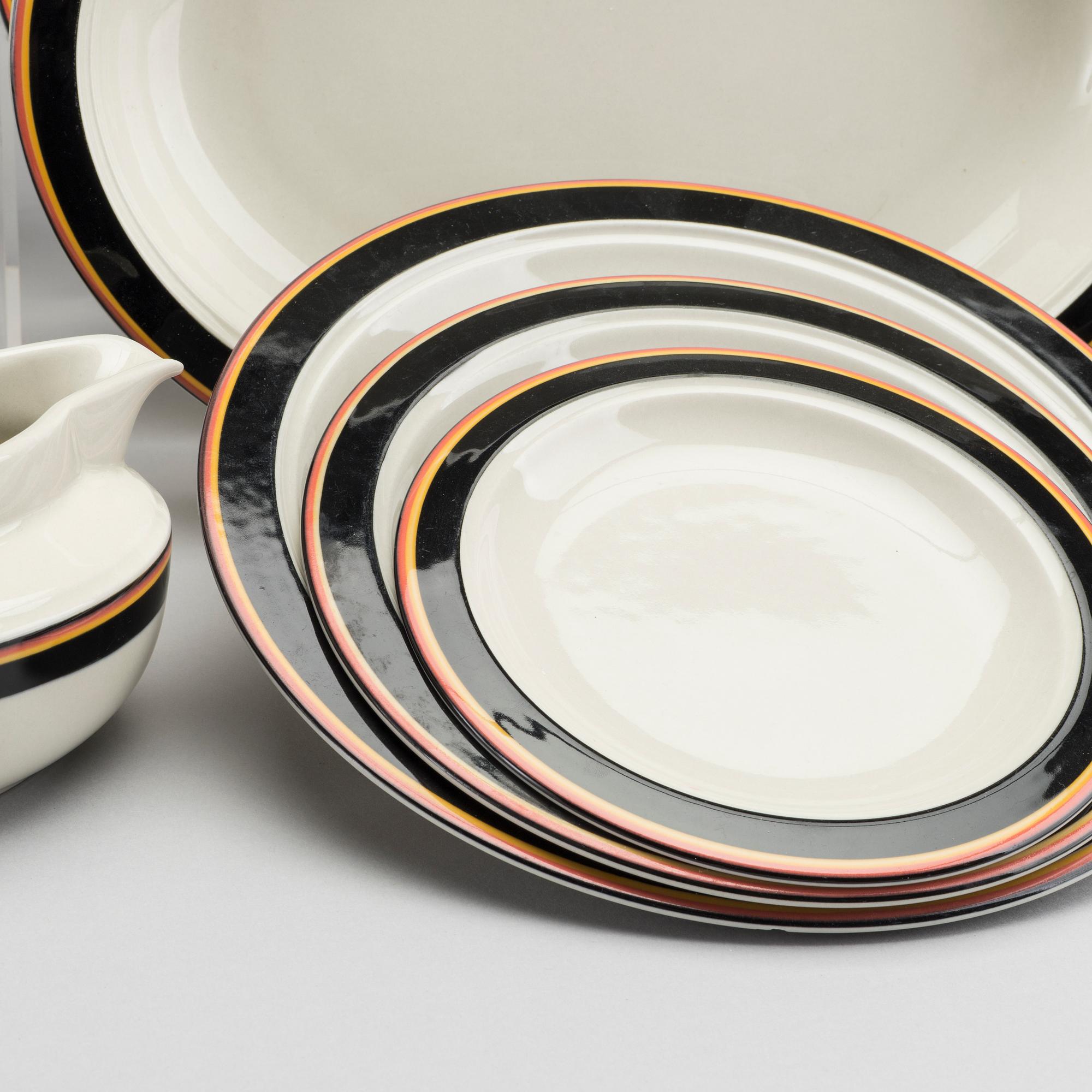 A 75 PCS DINNER SERVIS "REIMARI" INKERI LEIVO FOR ARABIA FINLAND.