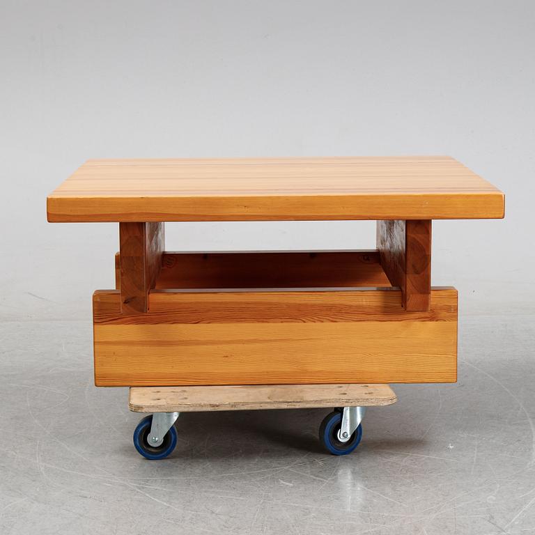 A pinewood 'Säter' coffee table, IKEA.