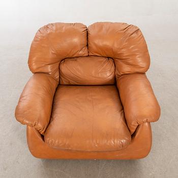 Armchair, leather, Italy, 1970s-80s.