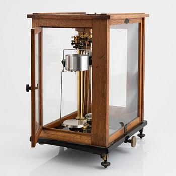 Våg, Sartorius-Werke Göttingen, 1900-talets början.