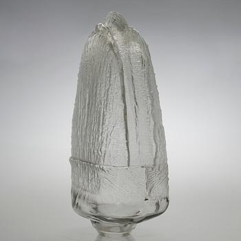 Timo Sarpaneva, a 'Shadows' sculpture from Finlandia series, signed Timo Sarpaneva, Iittala.