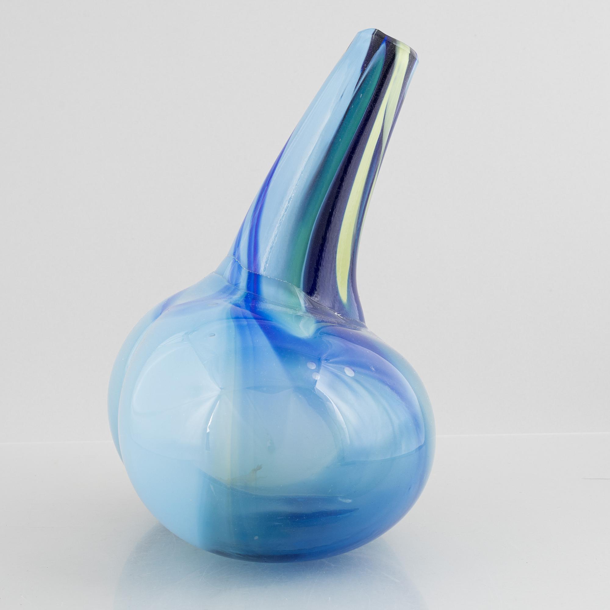 Erik Dietman, a glass sculpture/vase, Cirva 1989.