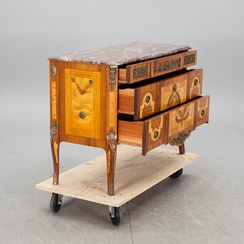 BYRÅ, gustaviansk stil, s k Haupt-kopia, 1900-tal.