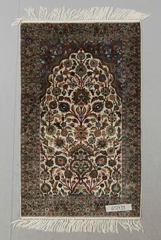 MATTA, silke, Kashmir. Ca 155 x 95 cm.