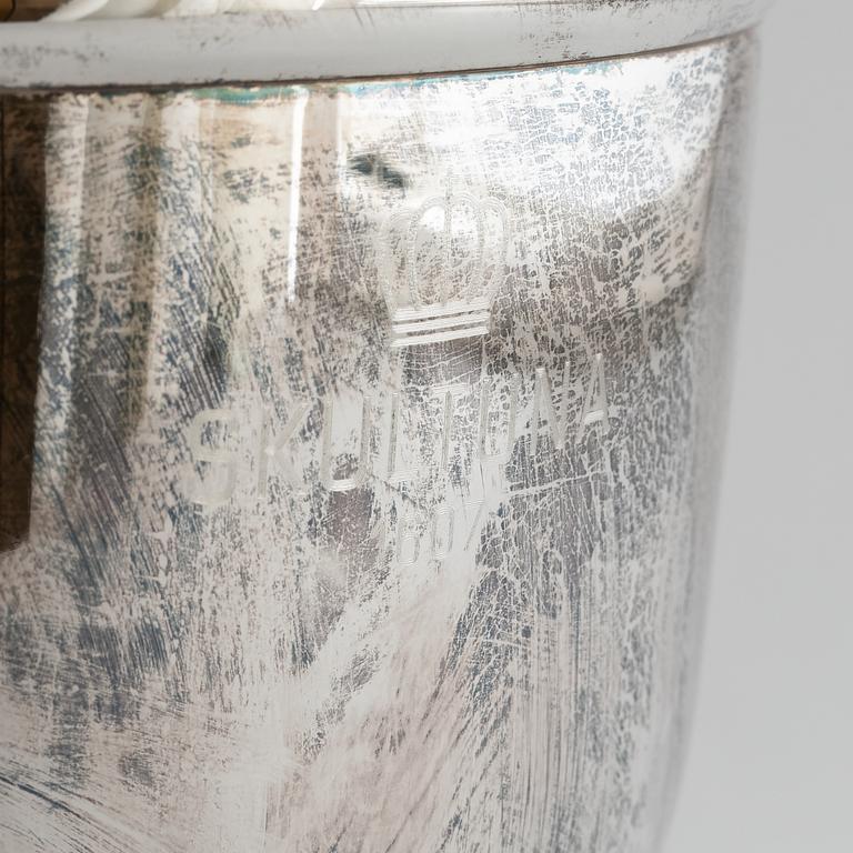 A Skultuna champagne/winecooler.