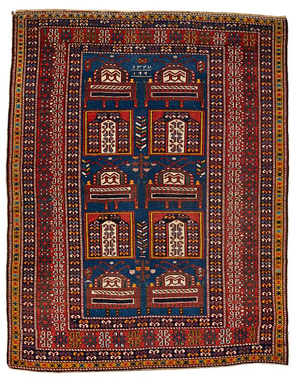 A RUG, antique Shirvan probably, ca 177 x 138,5 cm.