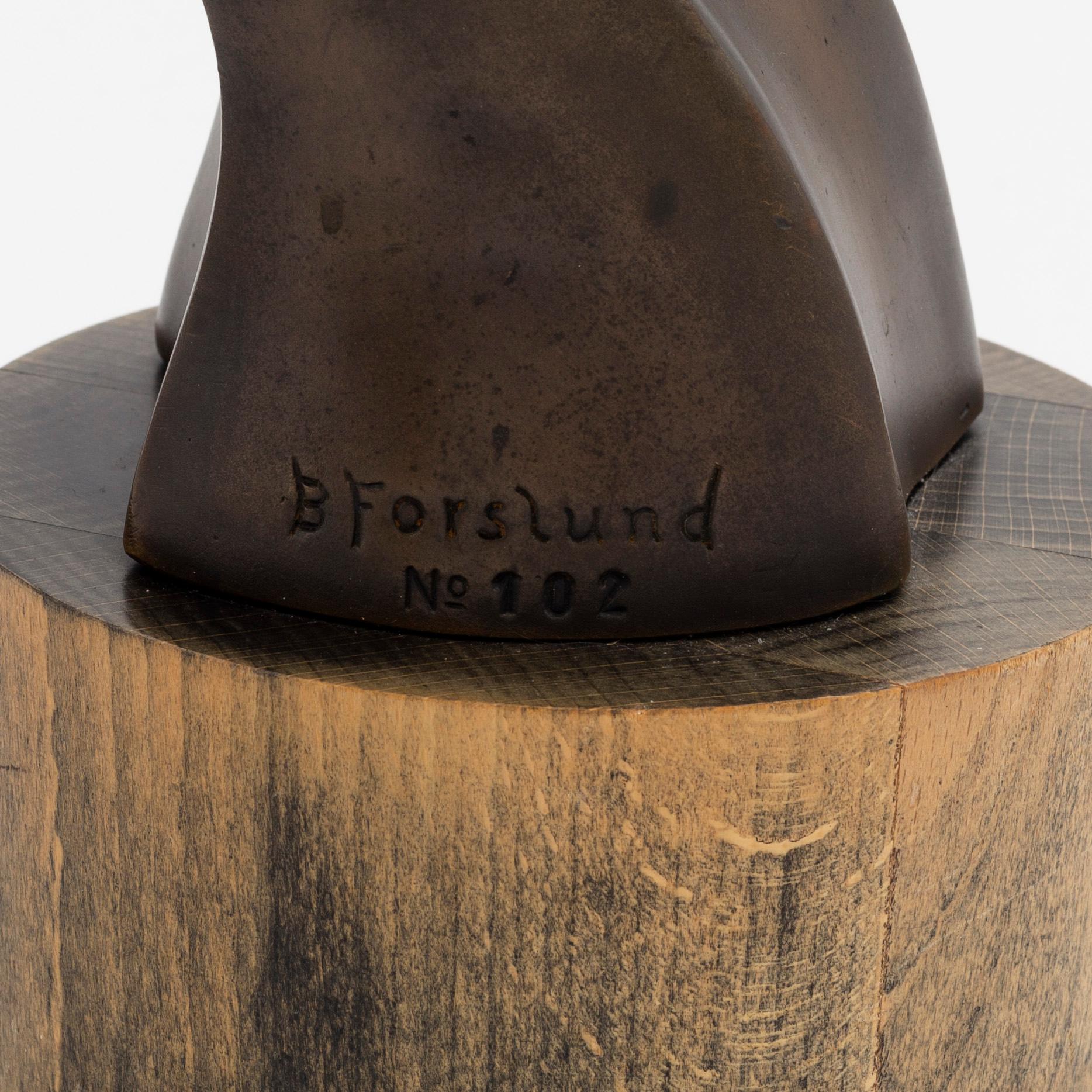 Bror Forslund, skulptur, brons, signerad och numrerad No. 102.