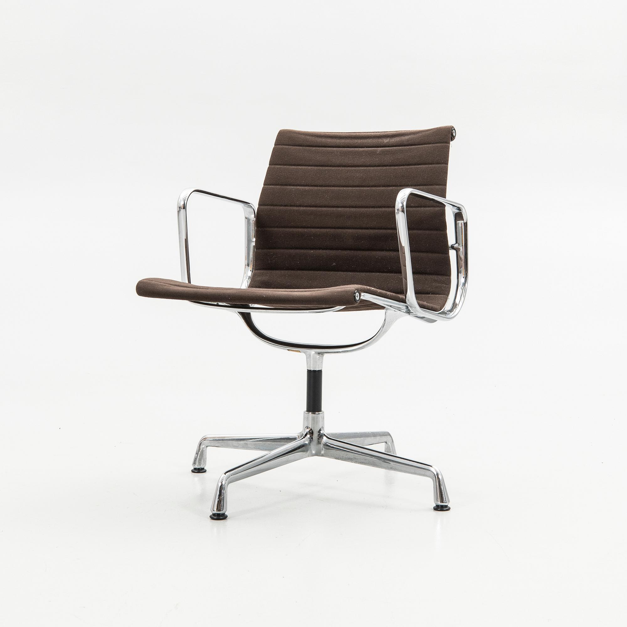 Charles & Ray Eames, skrivbordsstol, "EA 108", Vitra.