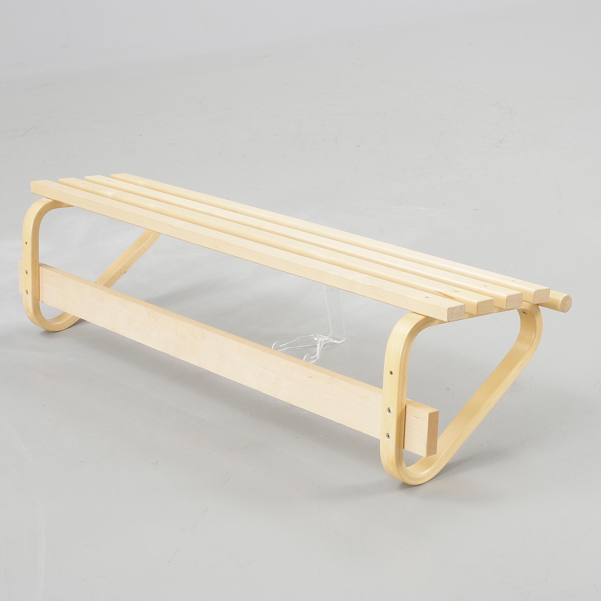 HATTHYLLA, modell 109, Alvar Aalto, formgiven 1935-36.