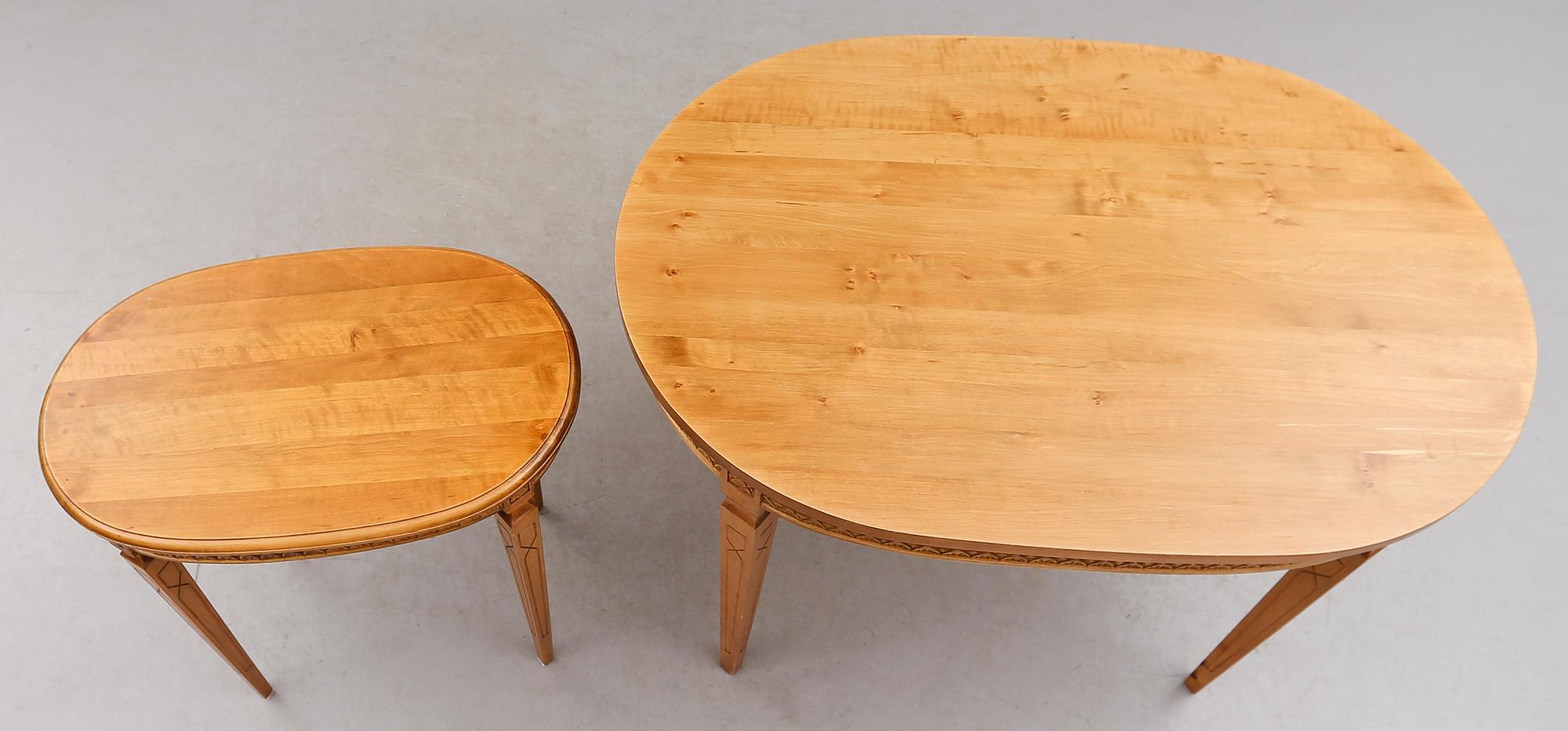 BORD, 2 st, 1900-talets andra hälft.