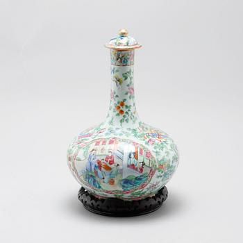 LOCKURNA, porslin, Kina, sent 1800-tal.