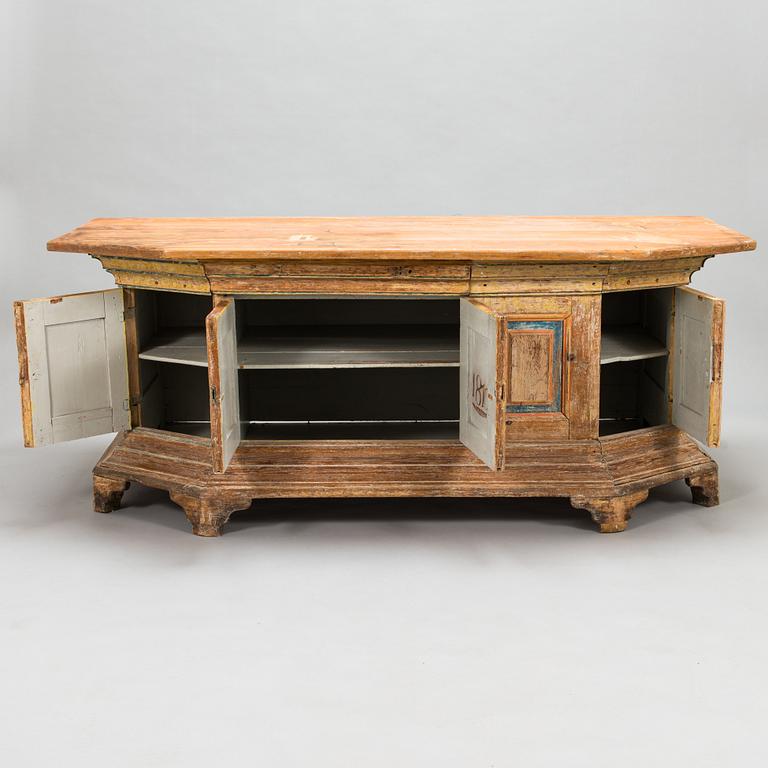 A 19th century cabinet table, marked Abiel Mäkitalo Ylitornio, Finland.