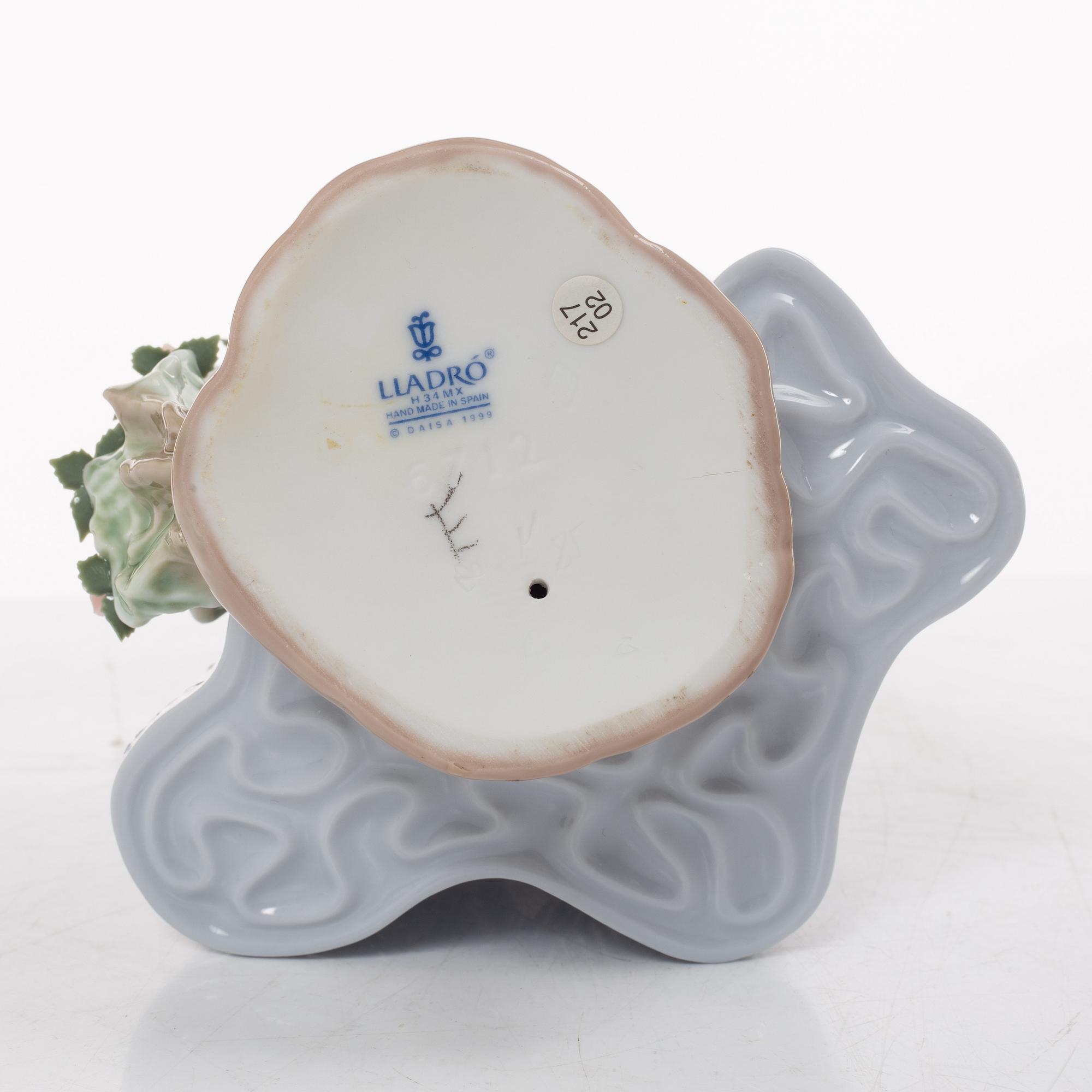 LLadró, figurin, "Lady in Love", Spanien.