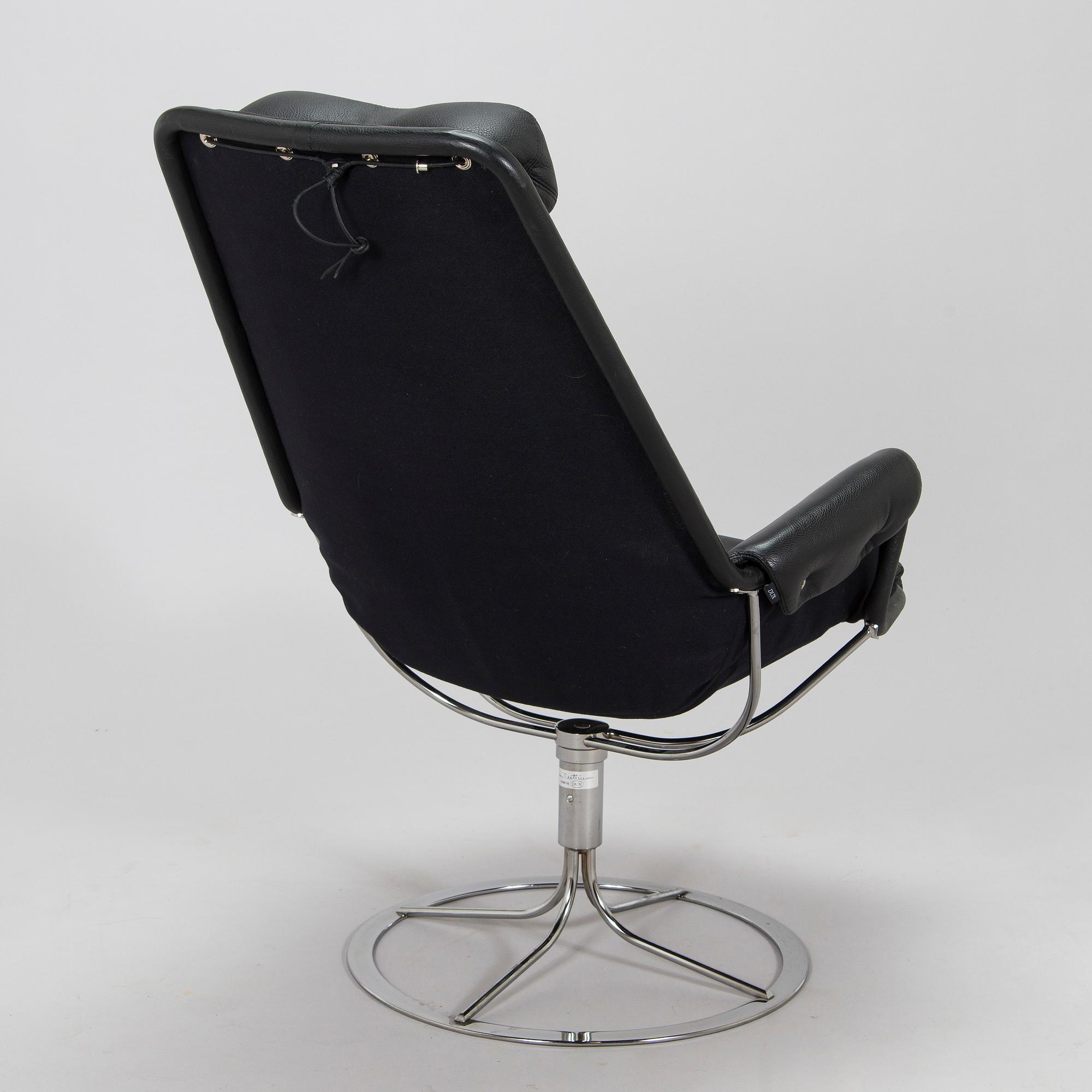 Bruno Mathsson, a "Jetson" swivel chair, DUX. 21st century.