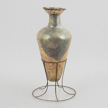 Vas, glas, romersk tid, troligen 300-700 e. Kr.