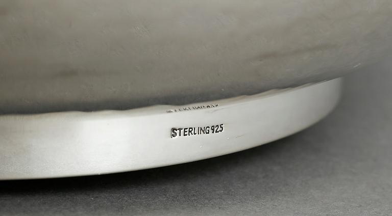 SKÅL, silver, 1900-tal. Vikt ca 580 gram.