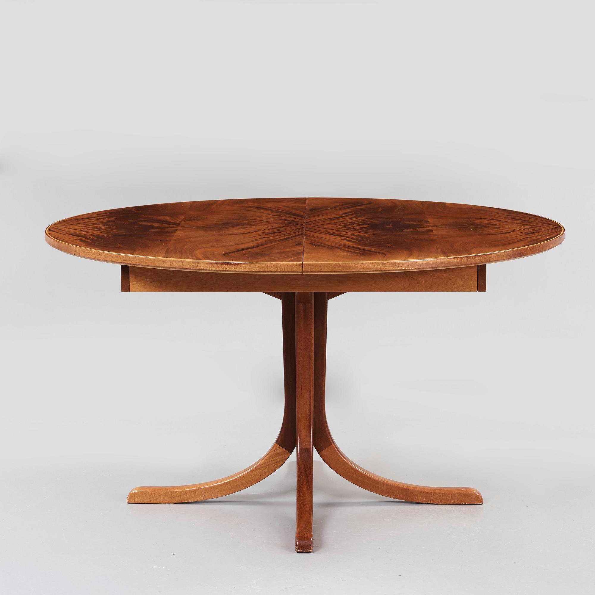 JOSEF FRANK, matbord, Firma Svenskt Tenn, modell 771.