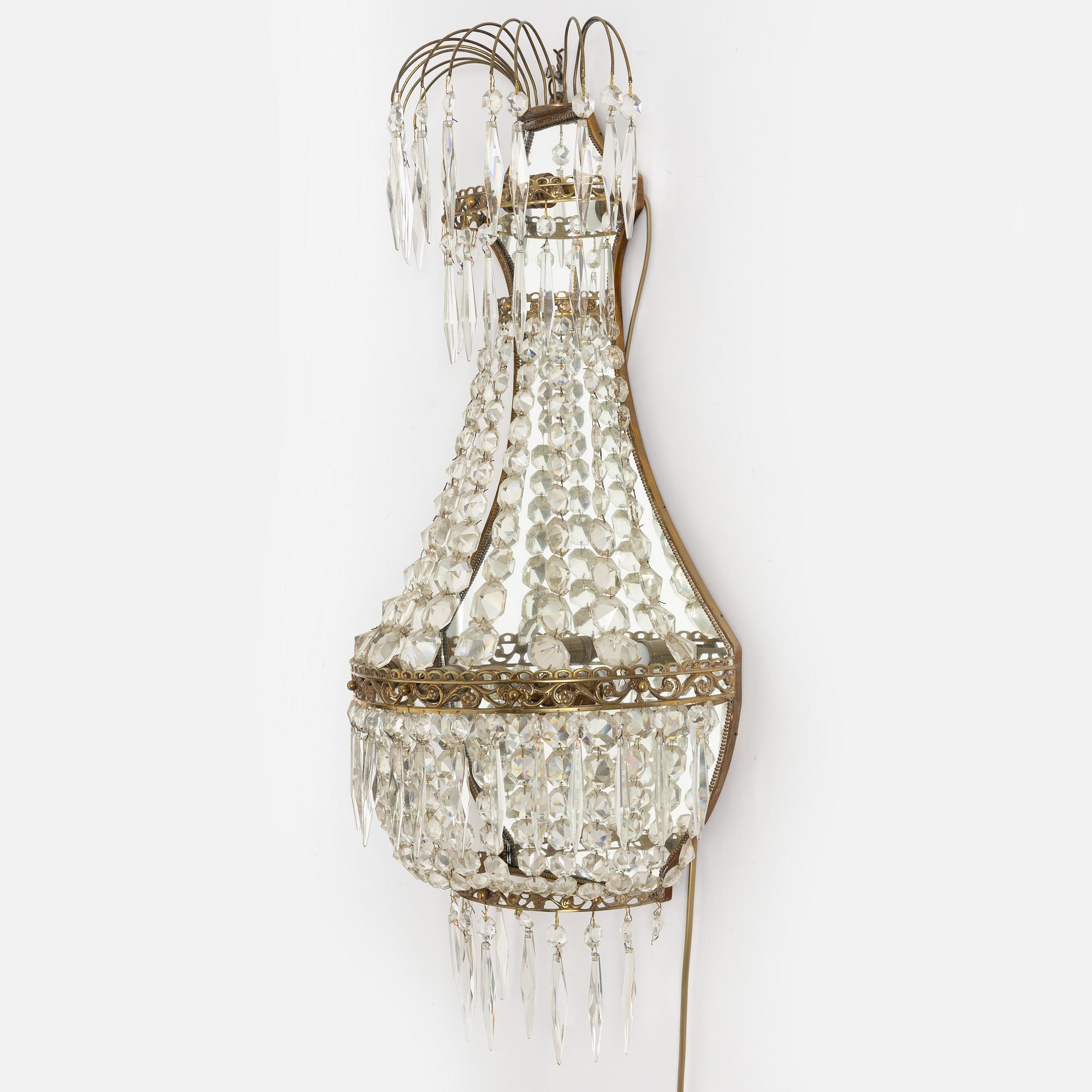 Vägglampett, gustaviansk stil, omkring 1900-talets mitt.