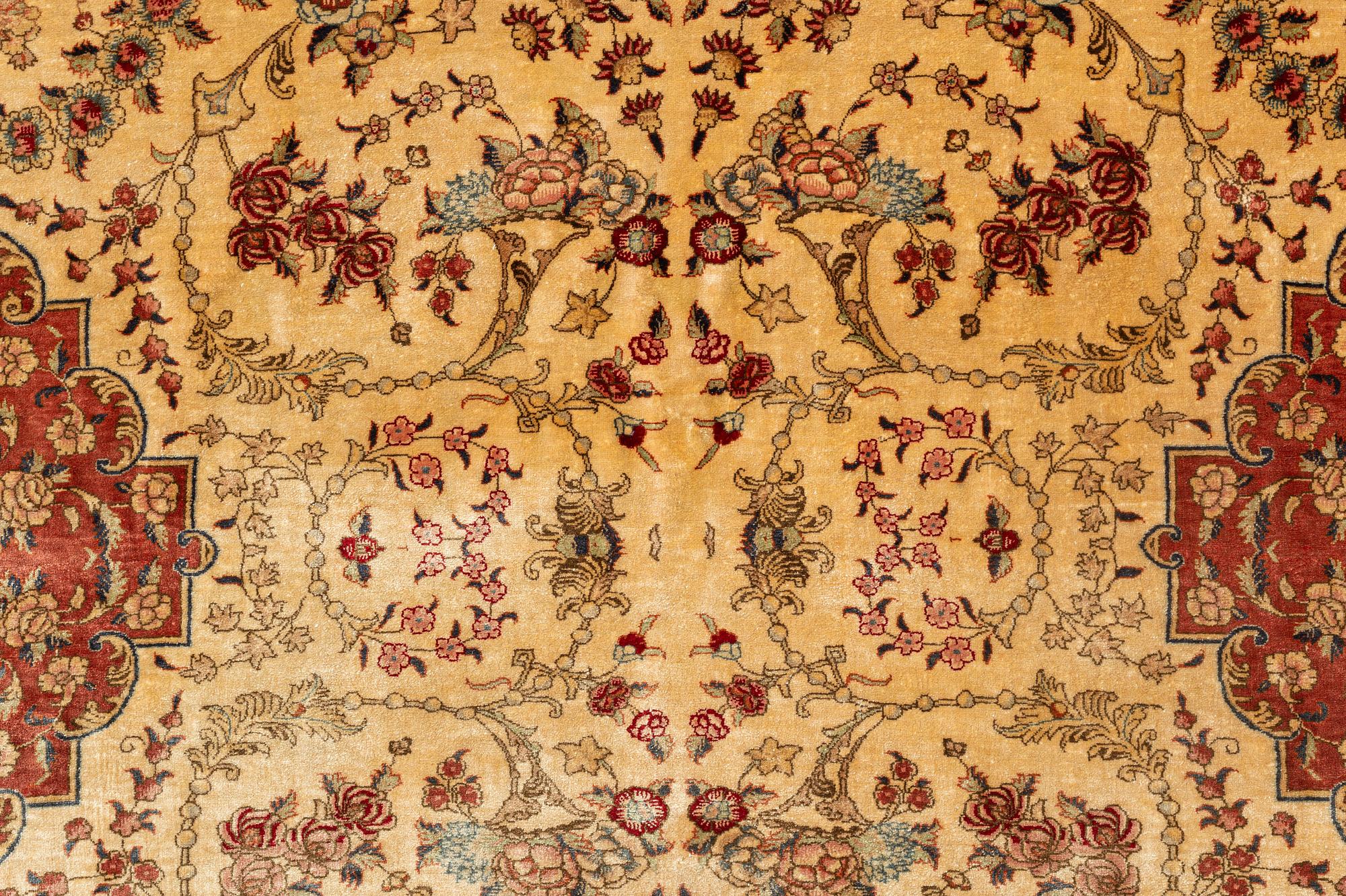 Matta, Old, silk Ghom, ca 188 x 130 cm.