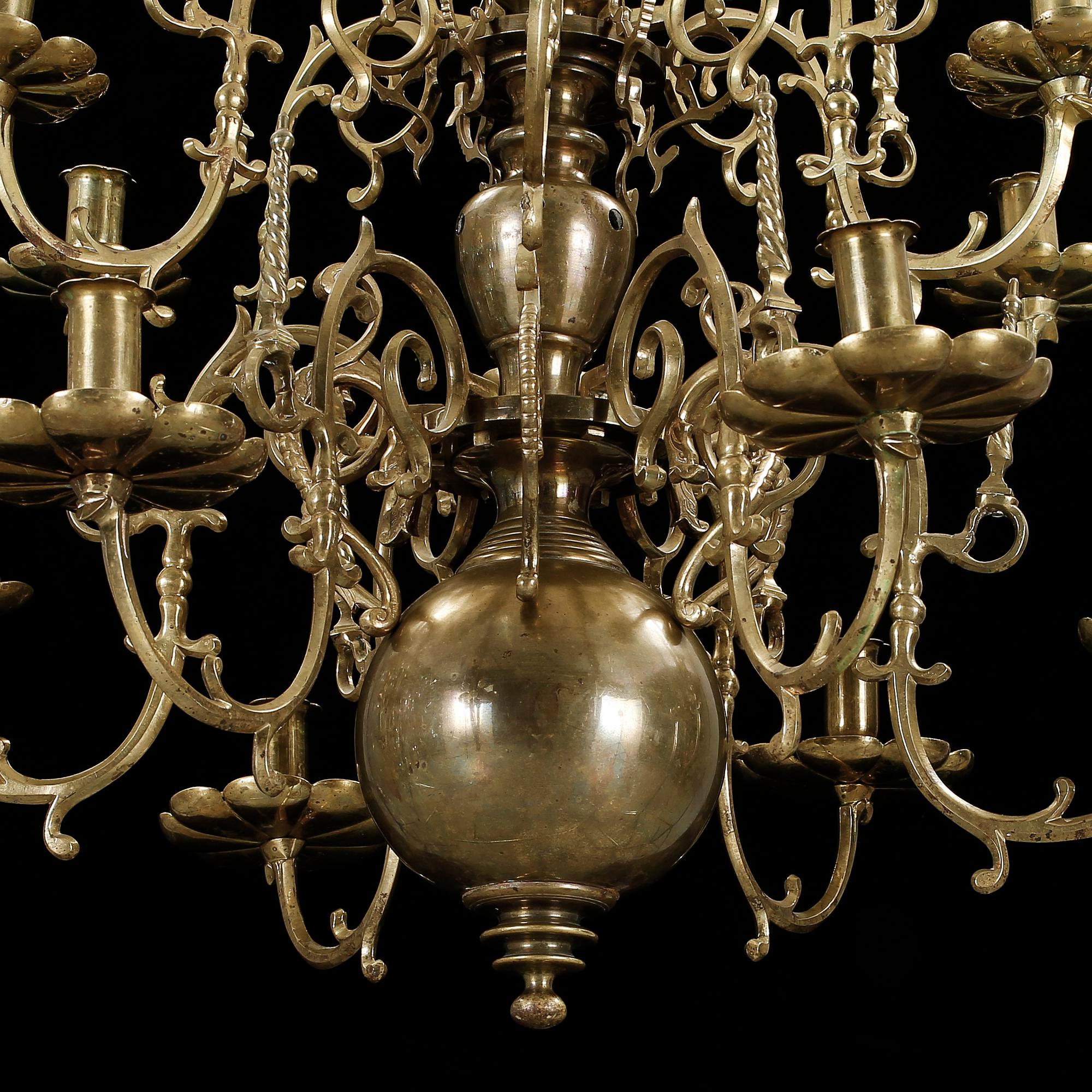 TAKKRONA / MALMKRONA, barockstil, V. Fong Gelbgjuteri, daterad 1929.