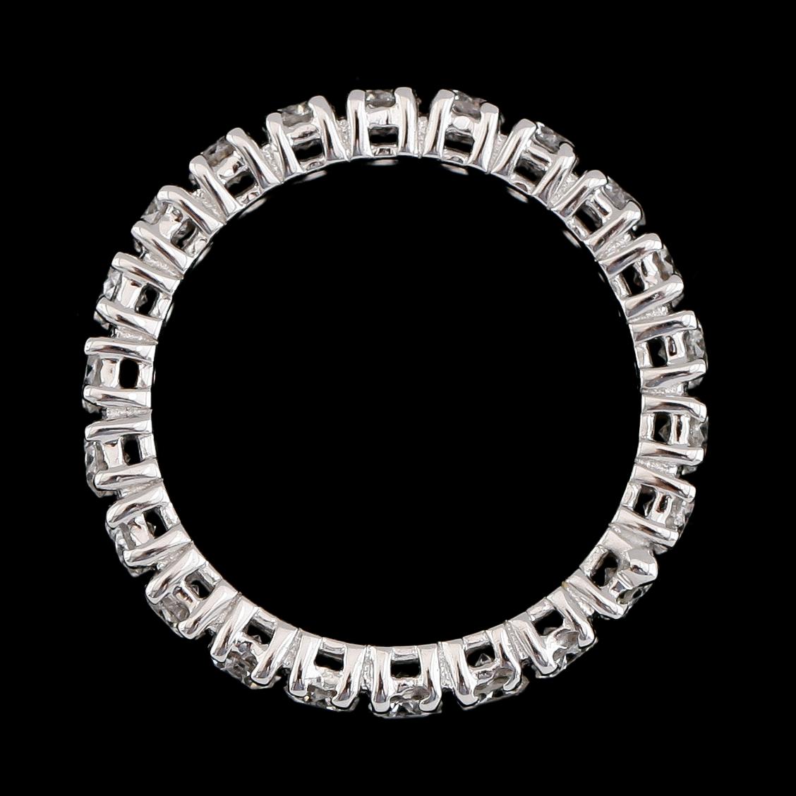 RING, 18K vitguld, briljantslipade diamanter tot ca 1.67 ct. Vikt ca 4 g.