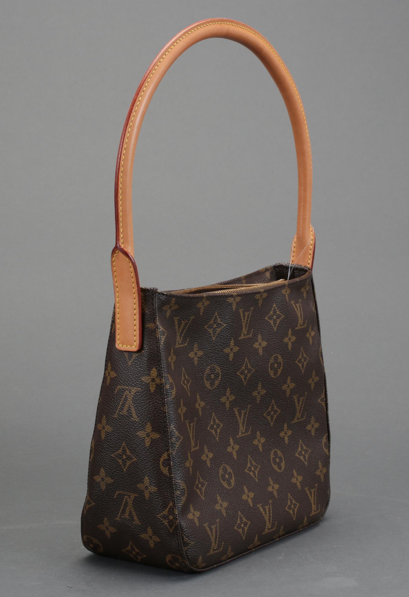 VÄSKA, "Looping", Louis Vuitton.