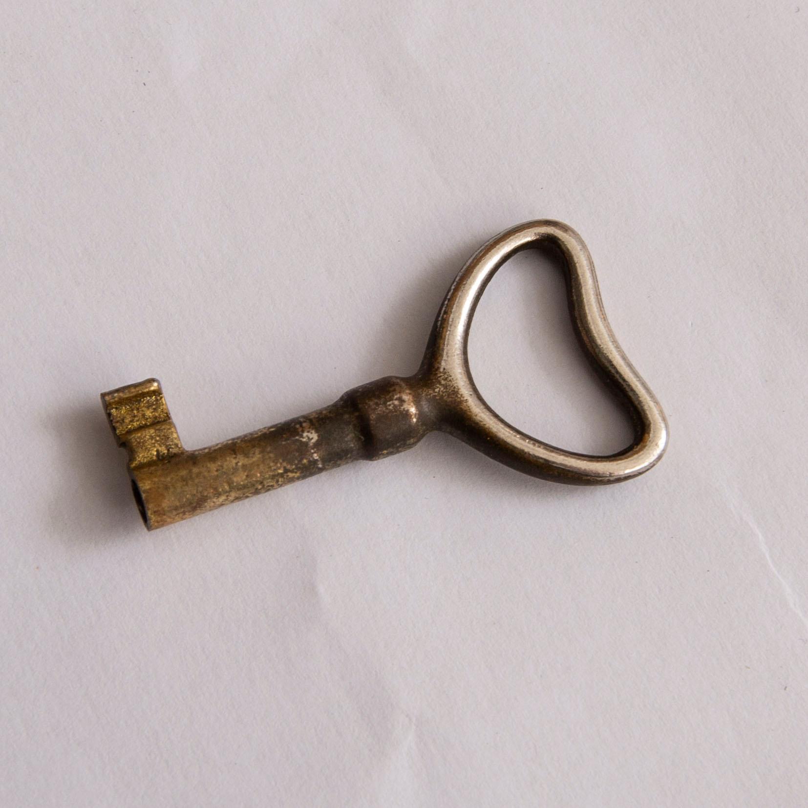 A teak mid 1900s book shelf.