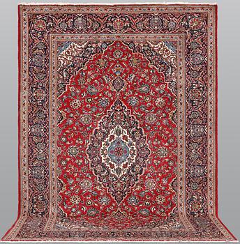 A carpet, Keshan, c. 290 x 202 cm.