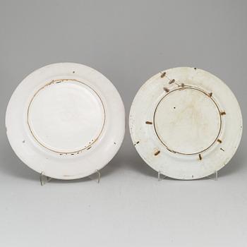 FAT, två stycken, fajans. Sverige, omärkta, 1700-tal.