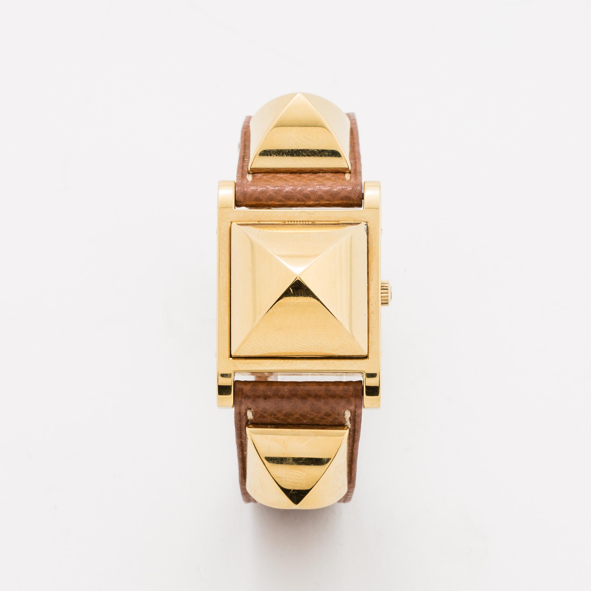 Hermès, Medor, wristwatch, 23 x 32 mm.