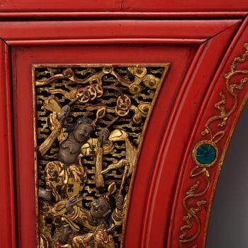 A Chinese carved front decoration for a bed, Qing dynasty 19th centrury.
