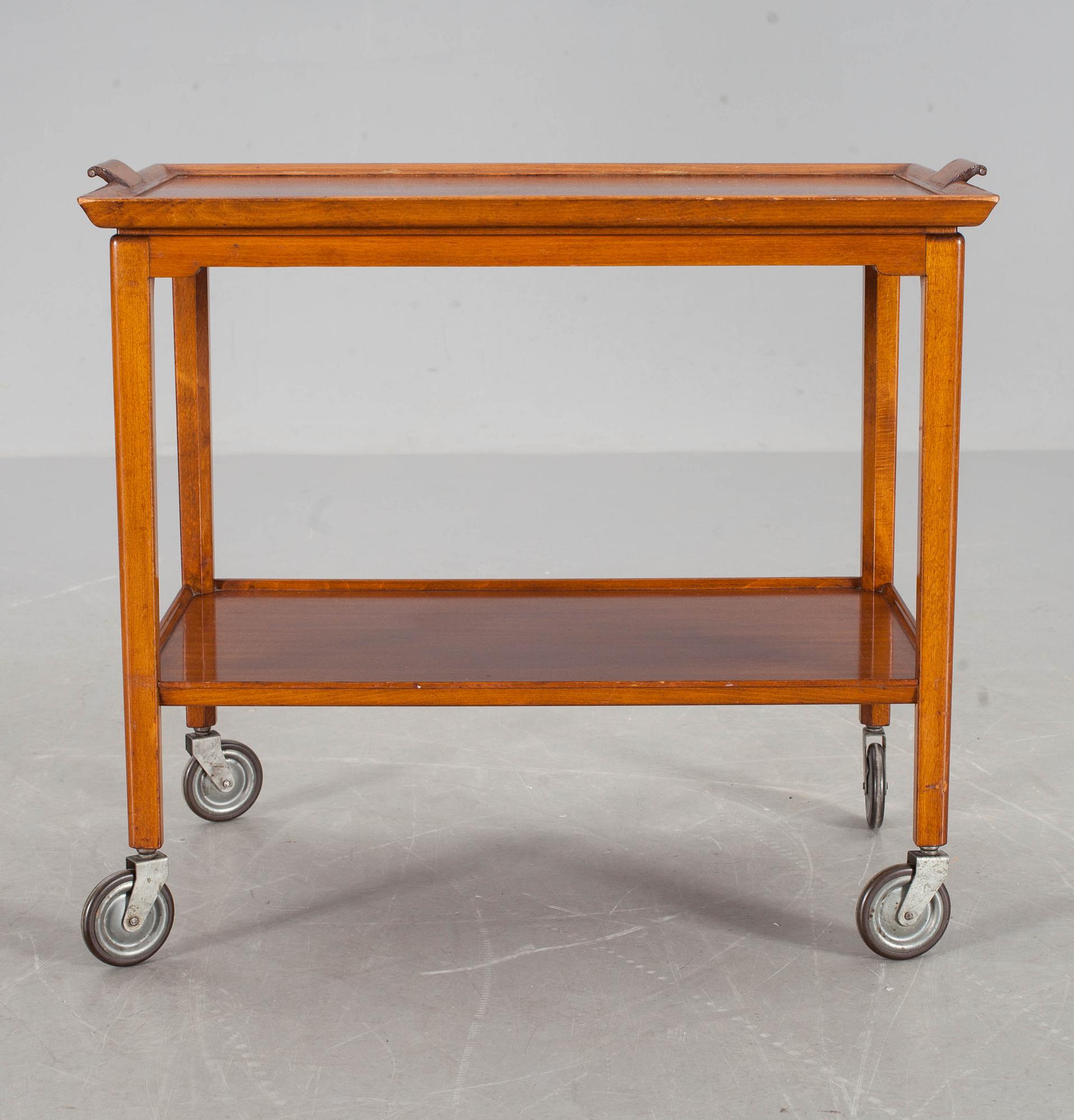 SERVERINGSVAGN, NK, 1900-talets mitt.