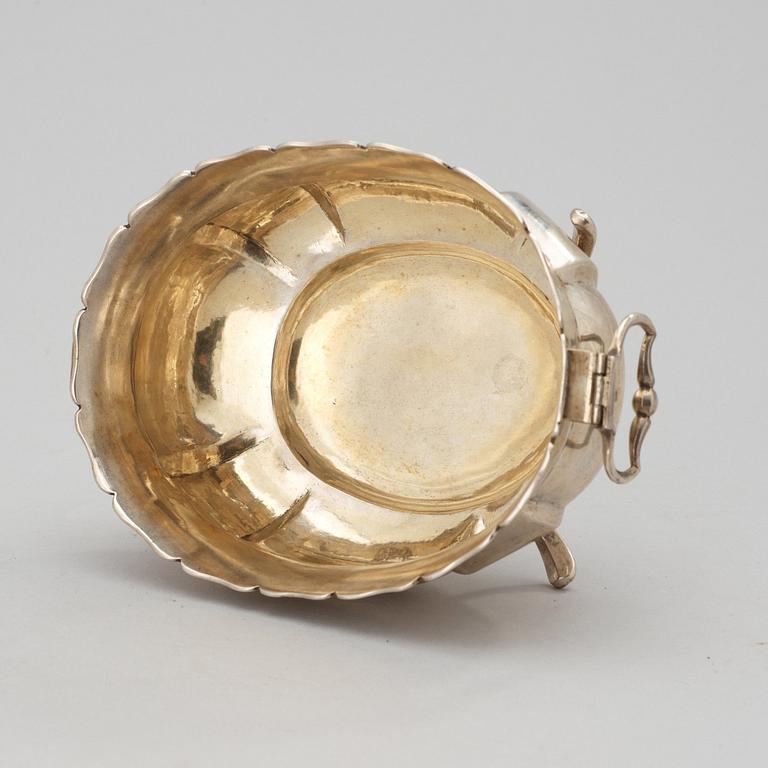 A Norwegian 18th century parcel-gilt bowl, marks of Jacob Jensen Smidt (Strømsø 1741-1787).