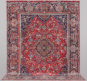A carpet, Kashan, ca 388 x 290 cm.