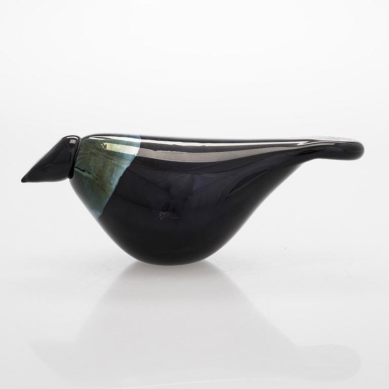 Oiva Toikka, a glass bird, 'Crow', signed Oiva Toikka Nuutajärvi Notsjö.