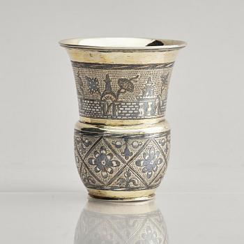 A Russian silver-gilt niello beaker, Moscow 1837. Unidentified maker. Assay master Nikolaj Bubrovin.